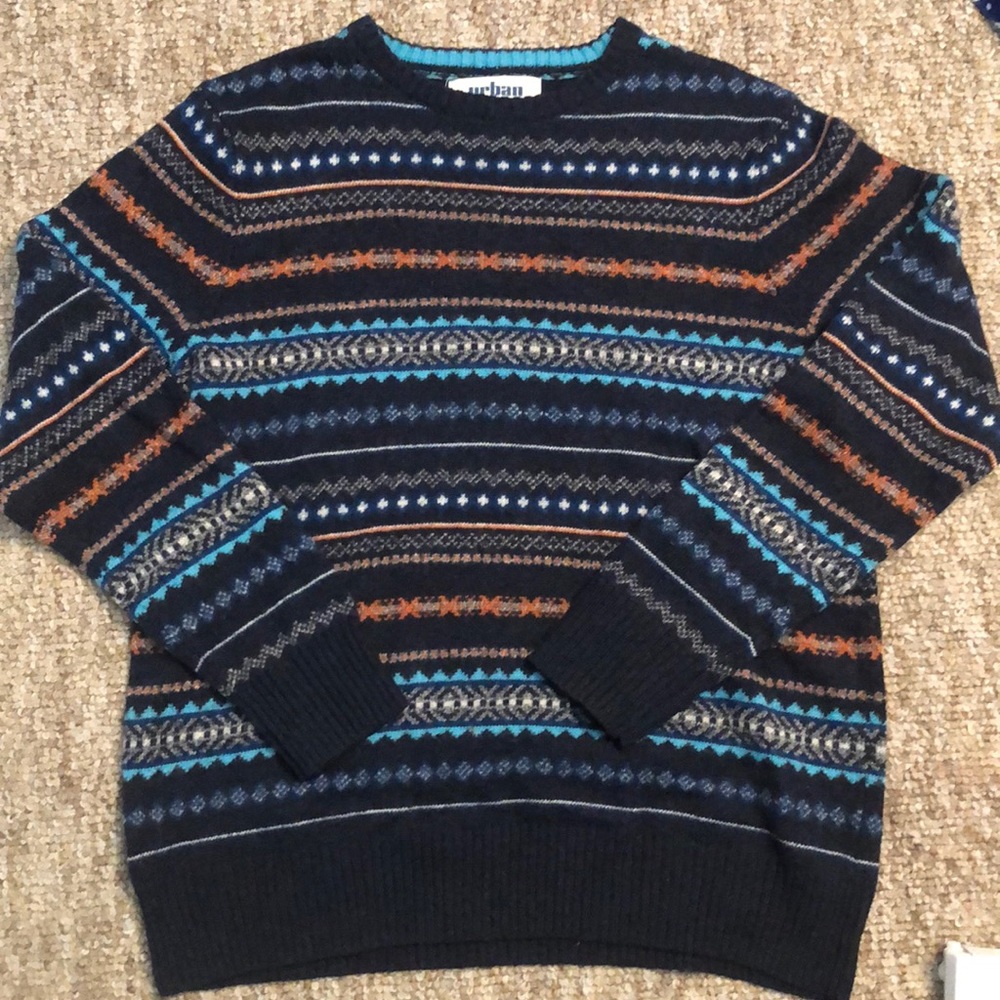 Men’s large Urban Pipeline sweater
